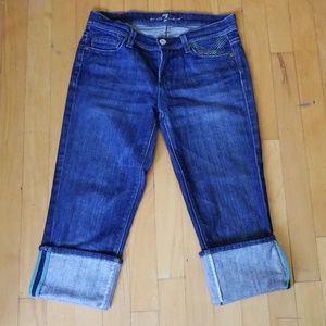 7 for all mankind distressed crop Jeans sz 26